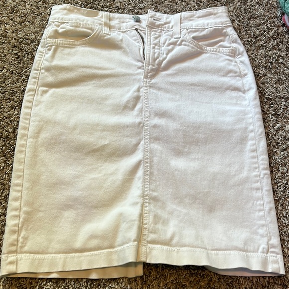 NYDJ white denim skirt - Picture 1 of 2